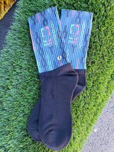 Load image into Gallery viewer, DGPT Tee Box Socks