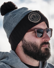 Load image into Gallery viewer, DGPT Founder&#39;s Seal New Era Beanie (Black/Grey)